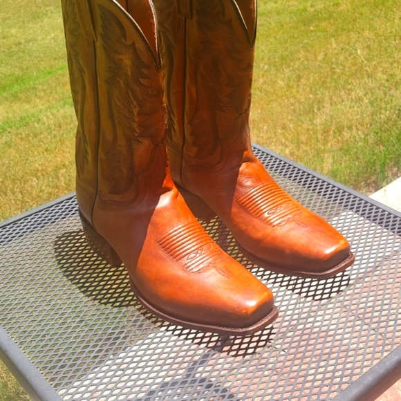 Men's Brown Leather Cowboy Boots - Picture 2 of 6
